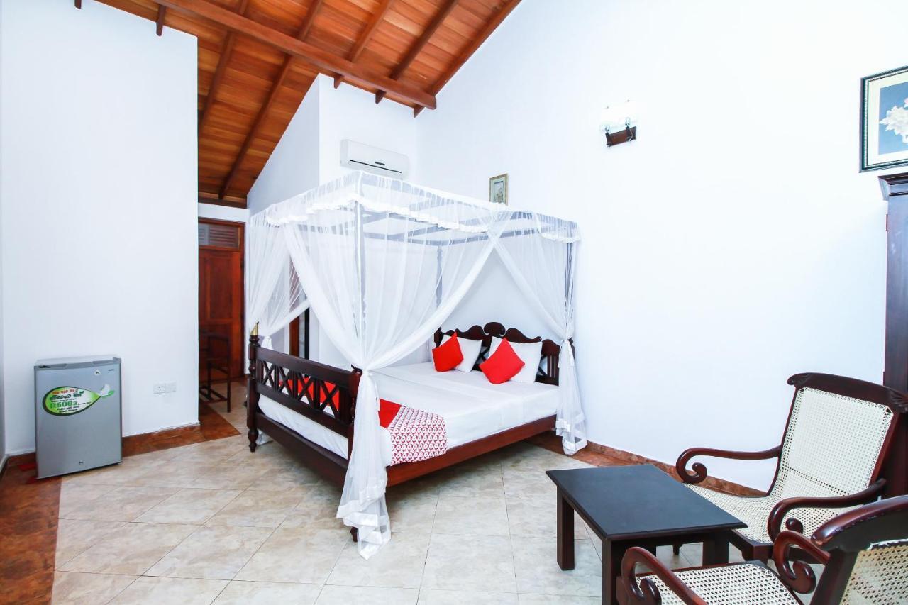 Chami Villa Bentota Bagian luar foto